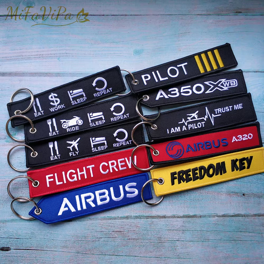 2 PCS  Fashion Trinket Keyring Woven Flight Crew Pilot Gift Aviation Aircraft Key Chain Airbus Plane Pilot Keychains