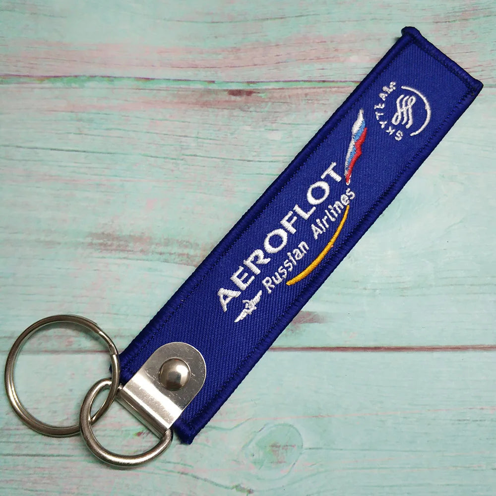 1 PC Blue Key Chain for KLM American Airlines Qatar Airplane Keychain Emirates Flight Crew Pilot Aviation Sleutelhanger