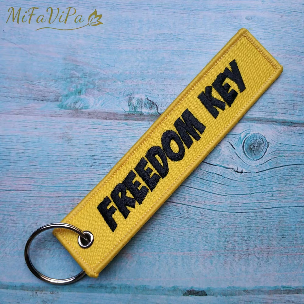 2 PCS  Fashion Trinket Keyring Woven Flight Crew Pilot Gift Aviation Aircraft Key Chain Airbus Plane Pilot Keychains